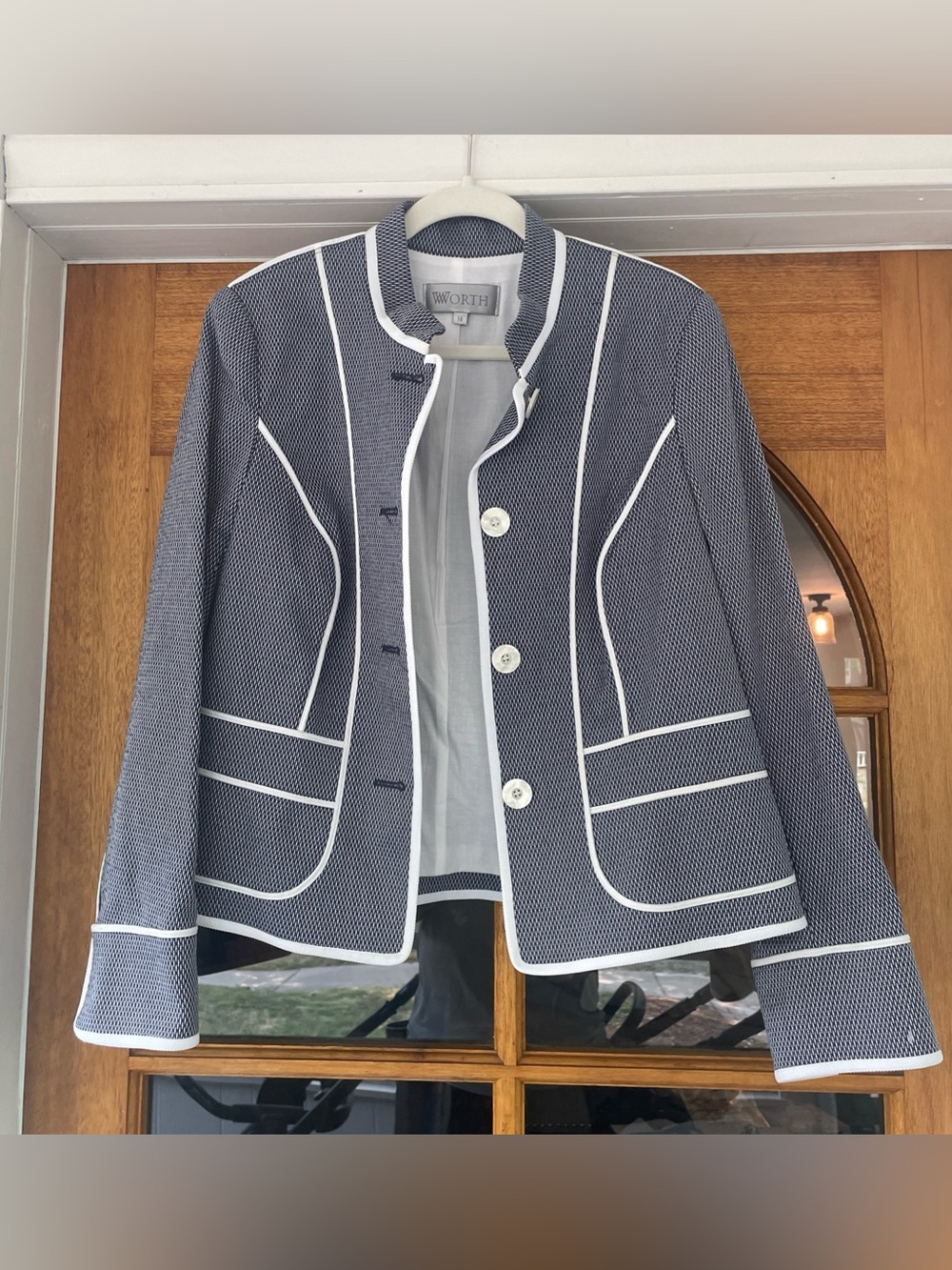 Worth New York Women’s Navy White Blazer With White Piping Size 16